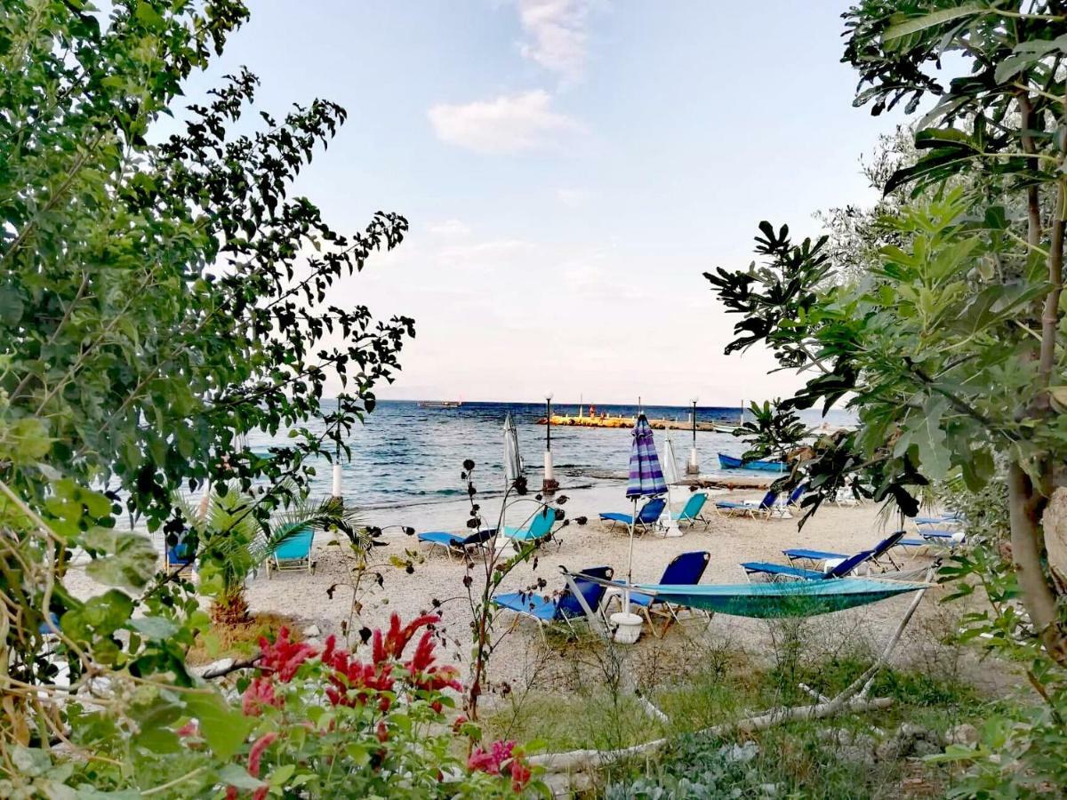 Vassia'S Beach Houses Benitses  Buitenkant foto